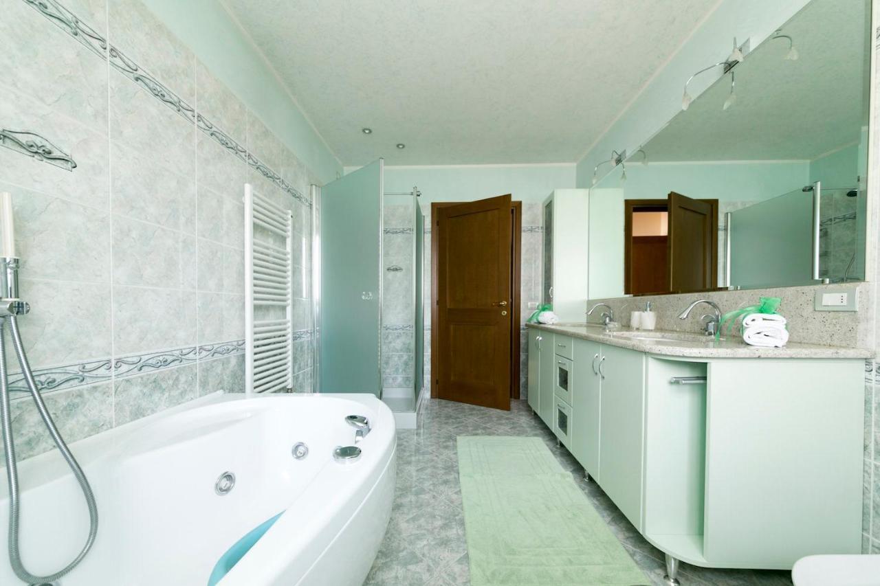 La Casa Di Pimpi Bed & Breakfast Desenzano del Garda Dış mekan fotoğraf